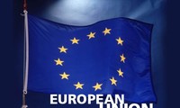 The EU tightens sanctions against Iran