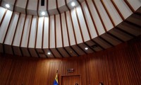 Tribunal Supremo venezolano valida postergación de juramentación de Hugo Chávez