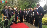 Conmemoran aniversario 127 del natalicio del presidente Ho Chi Minh en varios países