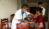 Vietnamitas ayudan a Laos a superar consecuencias del colapso de presa hidroeléctrica