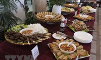 Presentan el arte culinario de Vietnam a amigos rusos