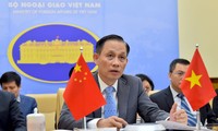 Vietnam y China celebran reunión virtual para impulsar la cooperación bilateral