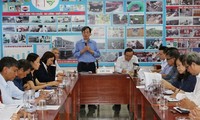 Efectúan seminario sobre el desarrollo de energías renovables en Ninh Thuan