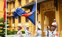 Vietnam celebra ceremonia de izamiento de bandera de la Asean