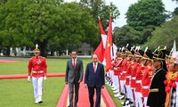 Ceremonia oficial de bienvenida al presidente vietnamita en Indonesia