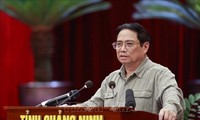 Primer ministro trabaja con las autoridades de Quang Ninh