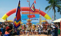 Homenaje a combatientes caídos por la defensa de Hoang Sa y Truong Sa