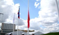 Bandera vietnamita izada en Parque Olímpico en Londres