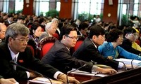 Comité Permanente del Parlamento vietnamita debate importantes programas