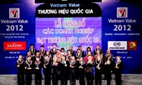 Vietnam premia a 54 empresas ganadoras de marcas nacionales