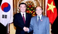 Actividades del presidente del Parlamento surcoreano en Vietnam