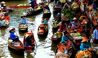 Mercado flotante de Cochinchina en el seno de la capital