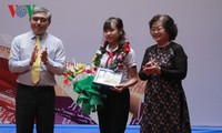 Vietnam celebrates 30th year participating in UPU contest