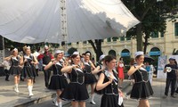 Majorettes – Belgian baton twirler girls 