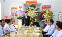 베트남 조국전선 중앙위원장, 껀터 주교에서 크리스마스 축하