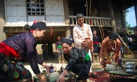 어두(Ơ Đu)족 천둥맞이 축제