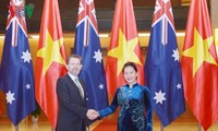 Entretien Nguyên Thi Kim Ngân - Scott Ryan