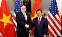 Entretien Pham Bình Minh - Mike Pompeo