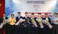 Quatre élèves vietnamiens primés aux Olympiades internationales d'informatique 