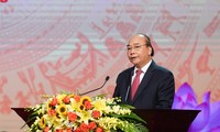 Nguyên Xuân Phuc au congrès d’émulation patriotique de Hanoï