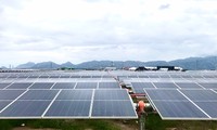 Inauguration de la plus grande centrale solaire d'Asie du Sud-Est