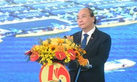 Nguyên Xuân Phuc en déplacement à Long An