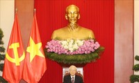 Vietnam-République de Corée: entretien entre Nguyên Phu Trong et Moon Jae-in