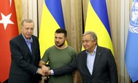 Aux côtés de Zelensky et Guterres, Erdogan s'alarme du danger d'un “nouveau Tchernobyl“