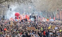 France: les négociations échouent, les grèves et manifestations s’allongent