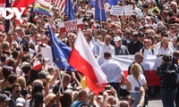 Pologne: Un million de manifestants opposés au gouvernement