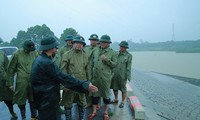 Le vice-Premier ministre Trân Hông Hà sur le terrain face au typhon Wipha à Thanh Hoa