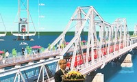 Quand le pont Long Biên devient un moteur de développement de Hanoï
