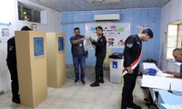 Élections en Irak: les forces de sécurité et les déplacés votent par anticipation