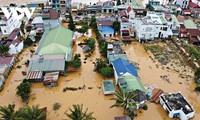 Conclusion du Bureau politique sur la réparation des dégâts causés par les pluies et les inondations dans le Centre du Vietnam