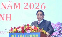Le Premier ministre Pham Minh Chinh appelle le secteur des Finances à améliorer la gestion des recettes et dépenses pour une finance durable