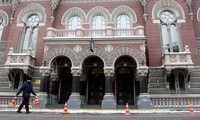 НБУ отменил запрет банкам покупать валюту