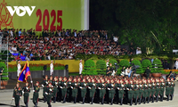 Hùng tráng tổng hợp luyện diễu binh, diễu hành A80 trên Quảng trường Ba Đình
