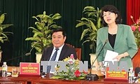 Dang Thi Ngoc Thinh 부주석 Binh Dinh성 회의