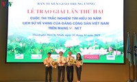 Trao giải Cuộc thi trắc nghiệm “Tìm hiểu 90 năm lịch sử vẻ vang của Đảng Cộng sản Việt Nam”