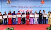 Tôn vinh 183 nhà giáo tiêu biểu trong chương trình “Nhà giáo của năm” 2019