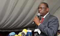 Mantan Perdana Menteri Macky Sall dipilih  menjadi Presiden Senegal.