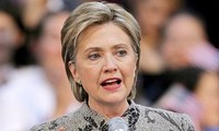 Menlu AS Hillary Clinton  mengunjungi  Vietnam