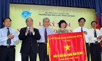 Kegiatan  memperingati  Hari Guru Vietnam (20 November)