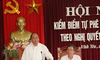 Deputi PM  Nguyen Xuan Phuc melakukan kunjungan kerja di propinsi Vinh Phuc