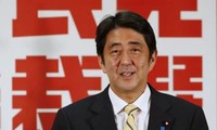 PM Jepang Shinzo Abe melakukan kunjungan resmi di Vietnam