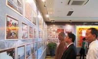 Pameran “Presiden Ho Chi Minh dengan laut dan pulau Vietnam”