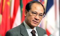 Sekjen ASEAN, Le Luong Minh  melakukan kunjungan  di Tiongkok