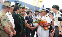 Kapal  Kunisaki  dari Jepang berlabuh di pelabuhan Tien Sa, kota Da Nang