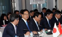 PM Vietnam, Nguyen Tan Dung menghadiri simposium dengan badan-badanusaha Jepang