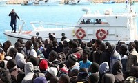 Italia mendesak kepada Eropa supaya meninjau kembali status migran